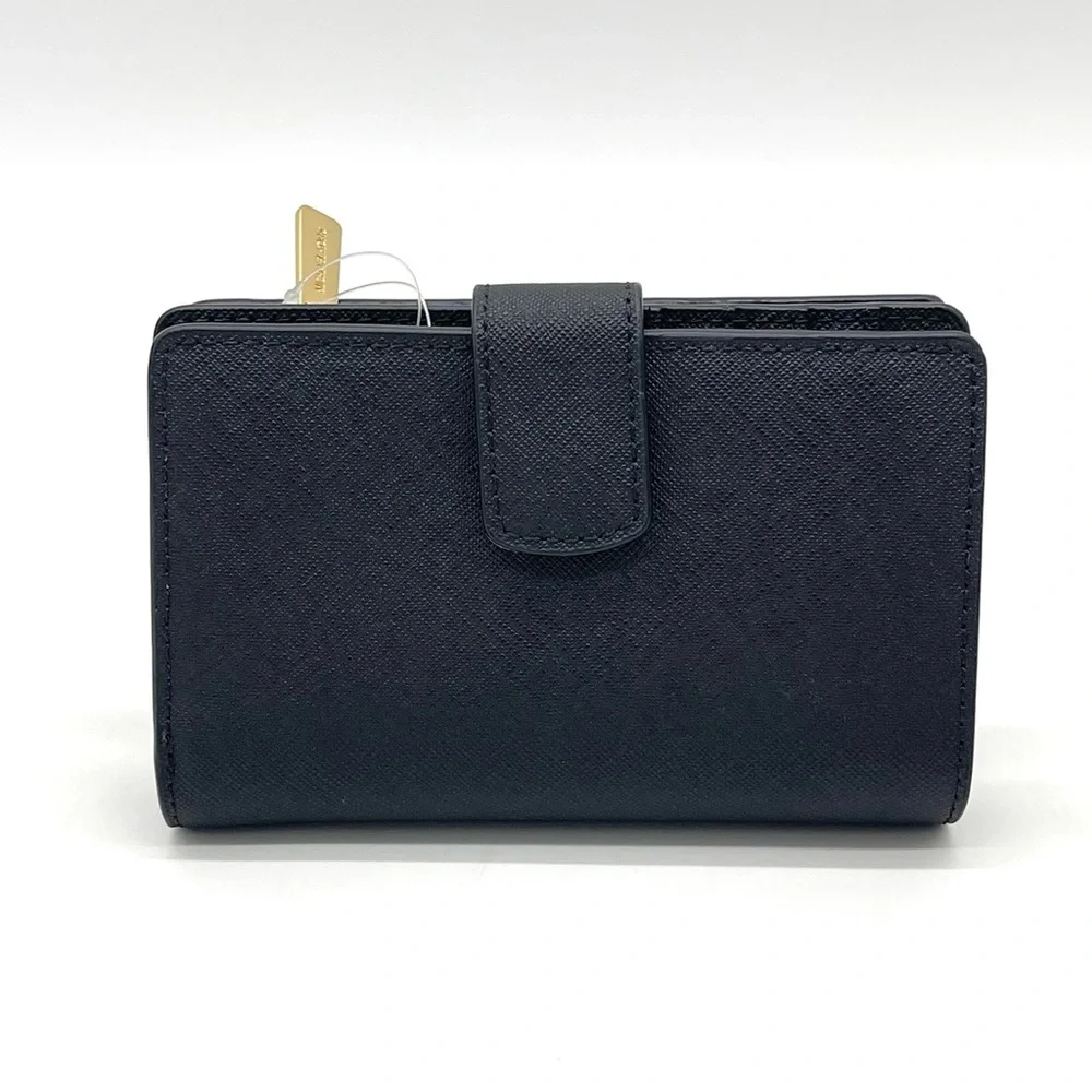 Michael Kors Medium Bifold Zip Corner Wallet